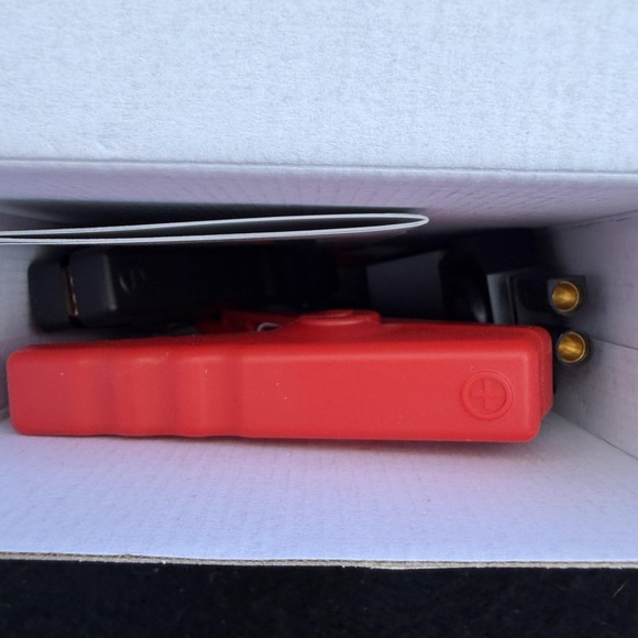 S ZEVZO ET05 3000A 12V Jump Starter Power Bank USB 7L Gas 5.5L Diesel Booster - Picture 13 of 16